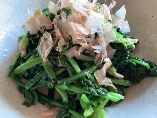 水分を切ったお浸し お弁当の傷み対策