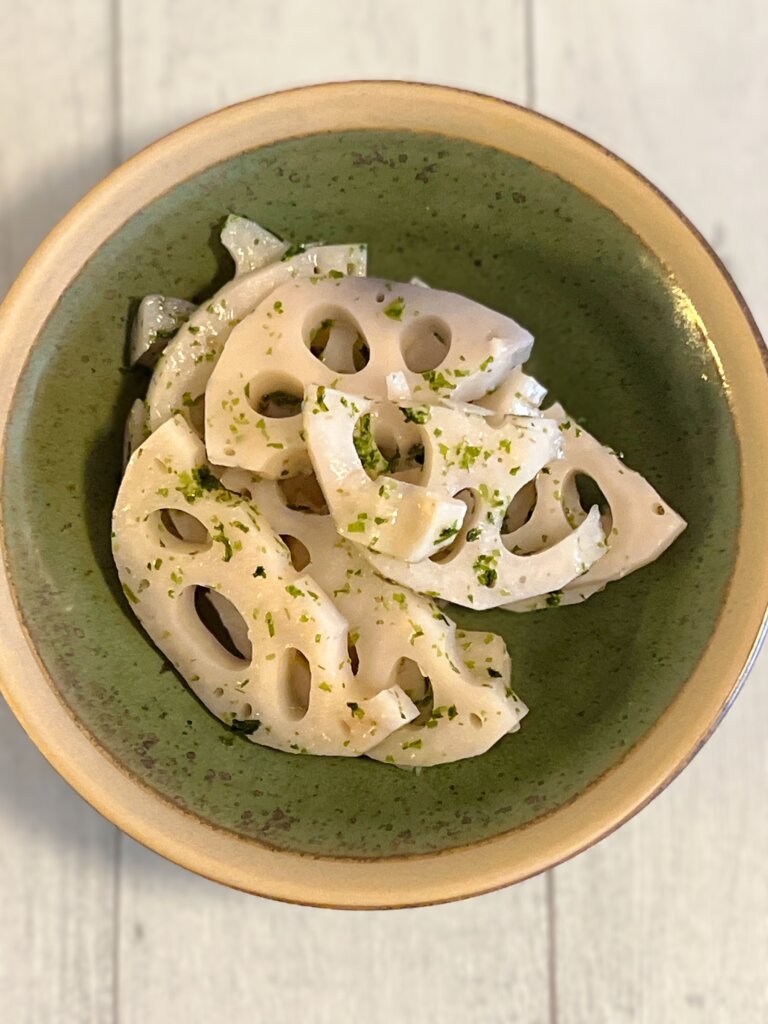 せいろで蒸したれんこんののり塩