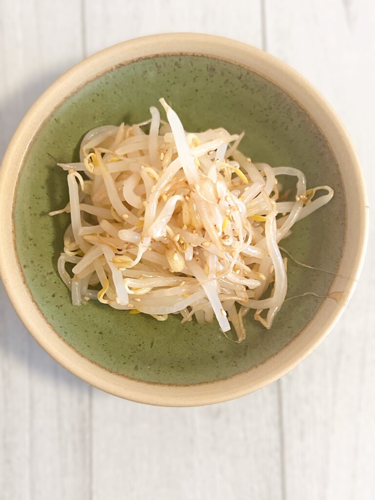 もやしのポン酢ごま和えの完成写真