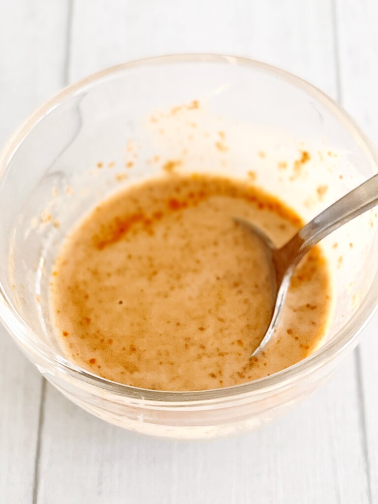 バンバンジーや蒸し野菜に合うゴマだれ