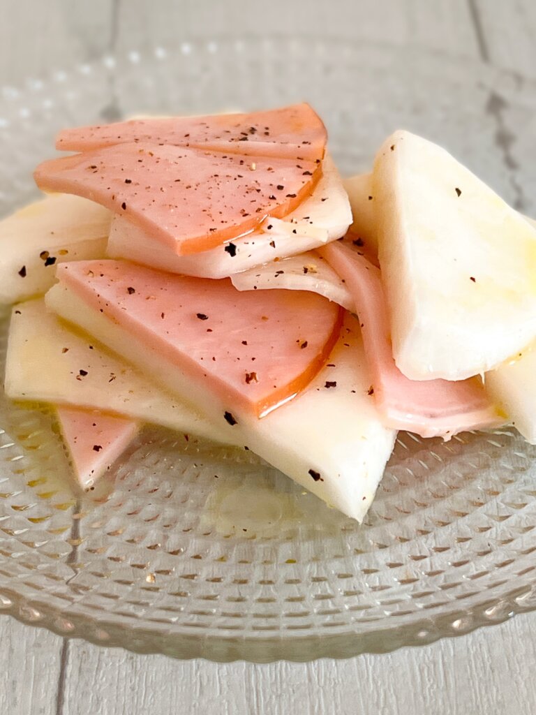 さっぱり味のかぶとハムの副菜